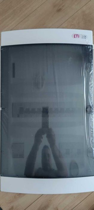 Tablou electric monofazat  aparent 36 module ETI usa transparenta (tabloul este pregatit de montaj)