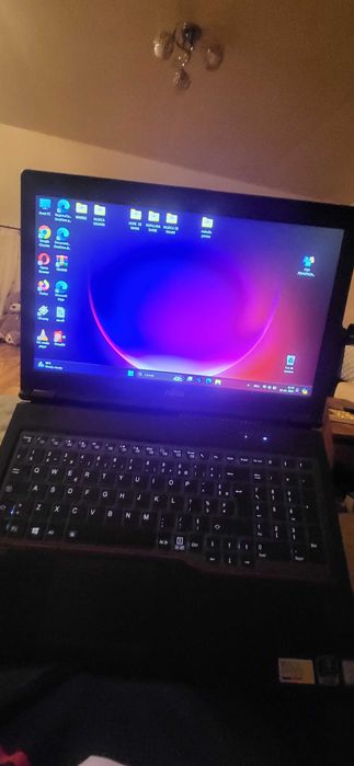 Vând laptop fujitsu gaming