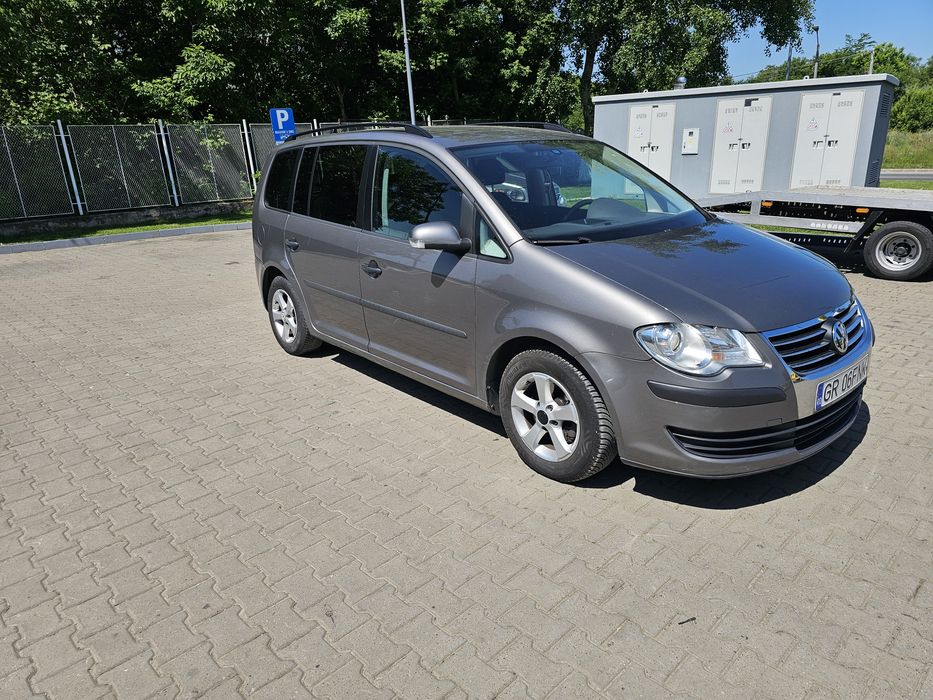 VOLKSWAGEN Touran 2009 — imagine 3