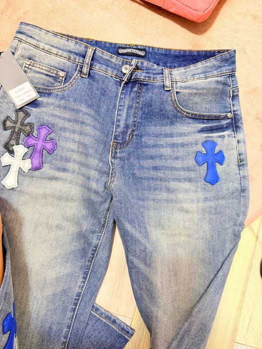 Blugi chrome hearts albaștri mărimea 33