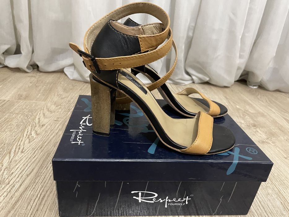 Туфли и босоножки женские