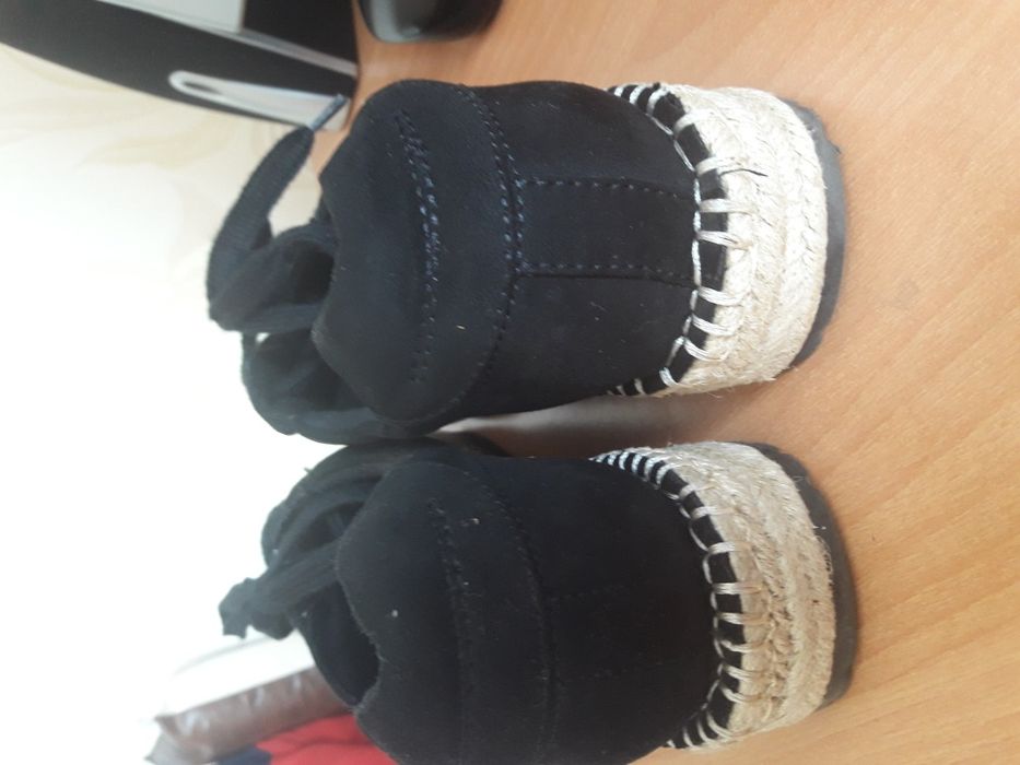 Пролетни леки обувки-41 номер.