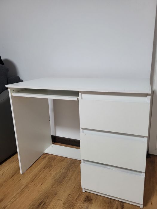 Birou alb aproape ca nou