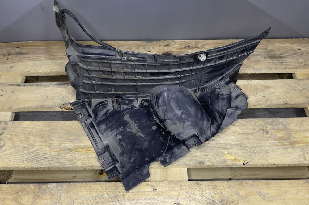 Предна лява част подкланик Audi Q5 80A853887E