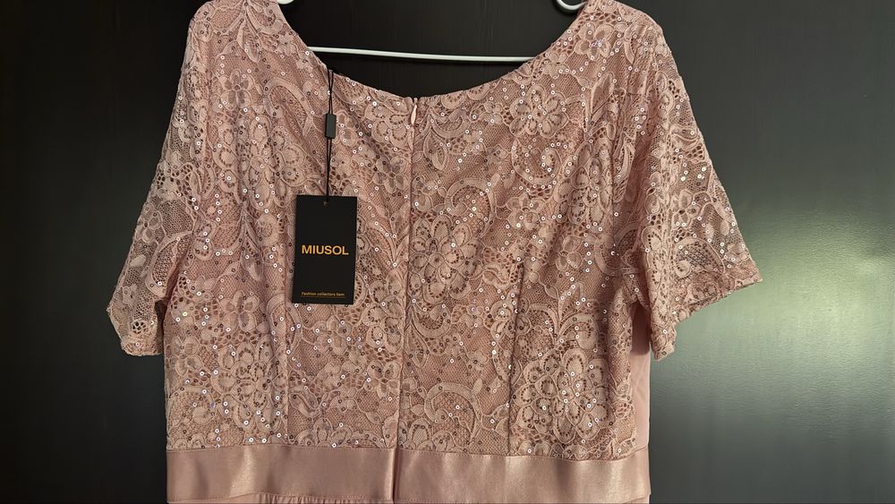 Rochie noua marimea XL