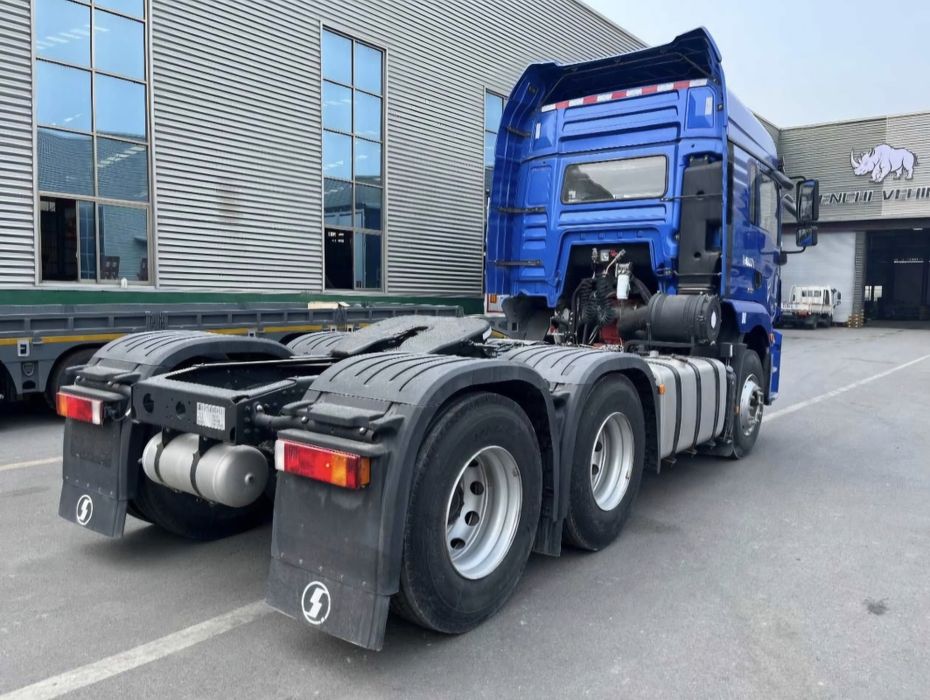 Шакман М3000 машина