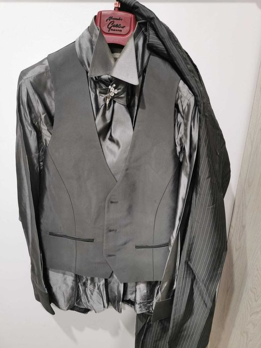 Costum bărbătesc