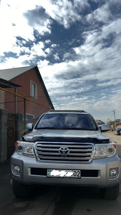 Toyota Land Cruiser 2012