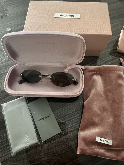 Продам очки Miu Miu Eyewear