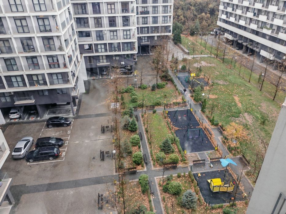 Тристаен апартамент в Дружба 2 , бл. 291, "Цариградски комплекс"