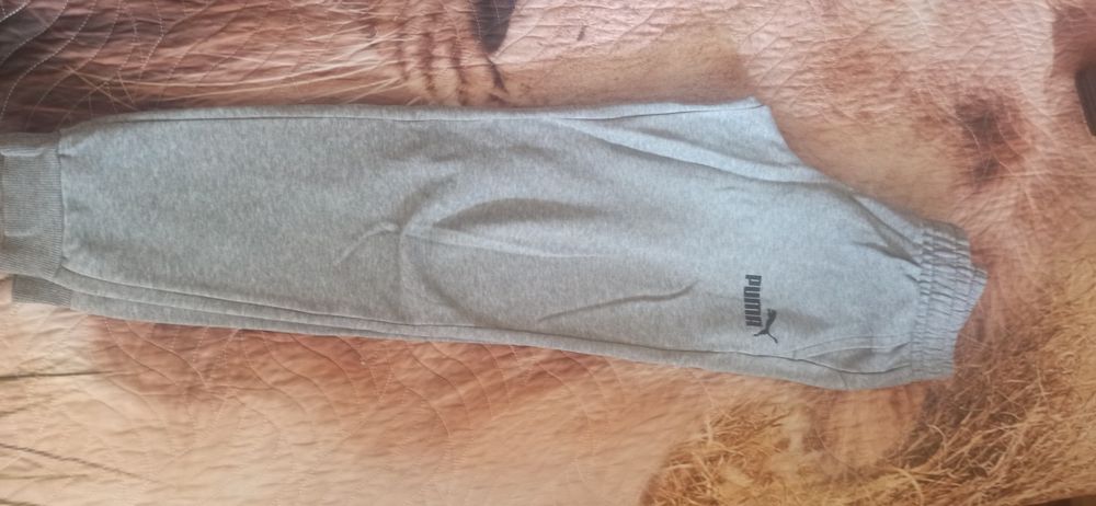 Спортно долнище Puma размер 164см.
