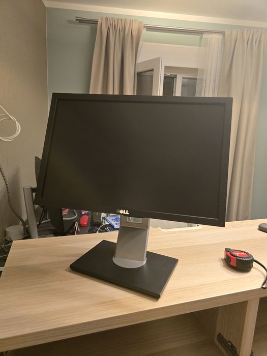 Monitor - diagonala 53cm