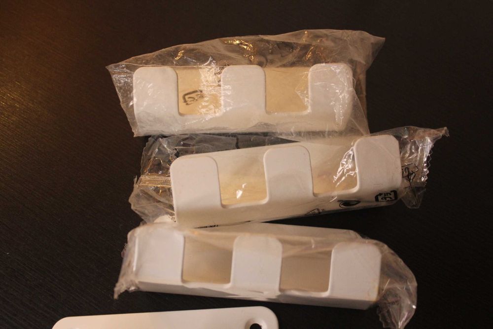 Закачалки за стена кукички Икеа