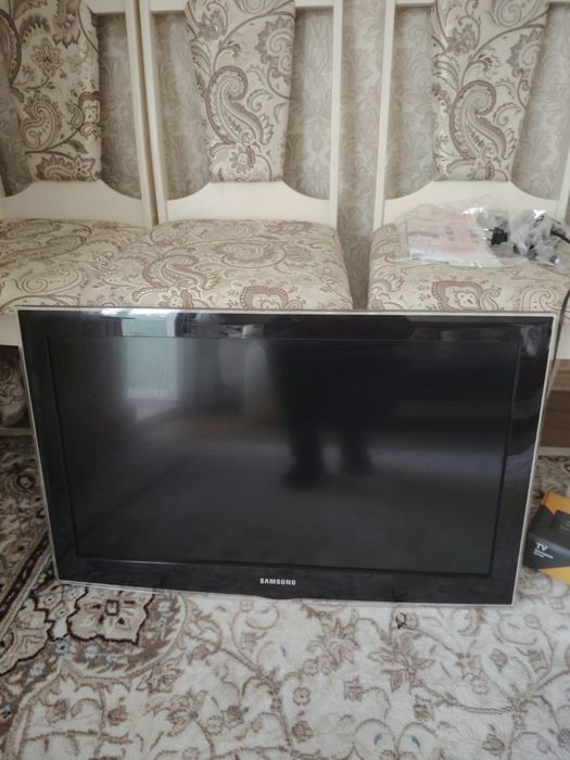 Продам телевизор