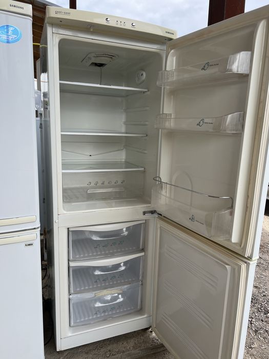 Холодилниктер бар 35 мыңнан  бастап