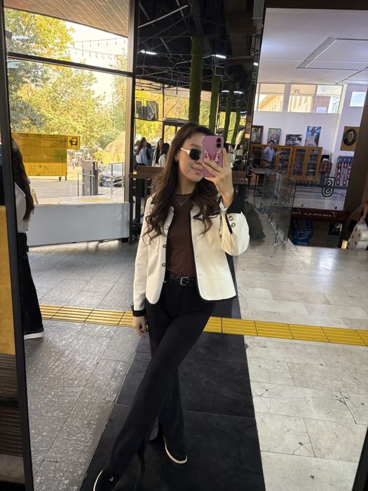 Пиджак легкий белый