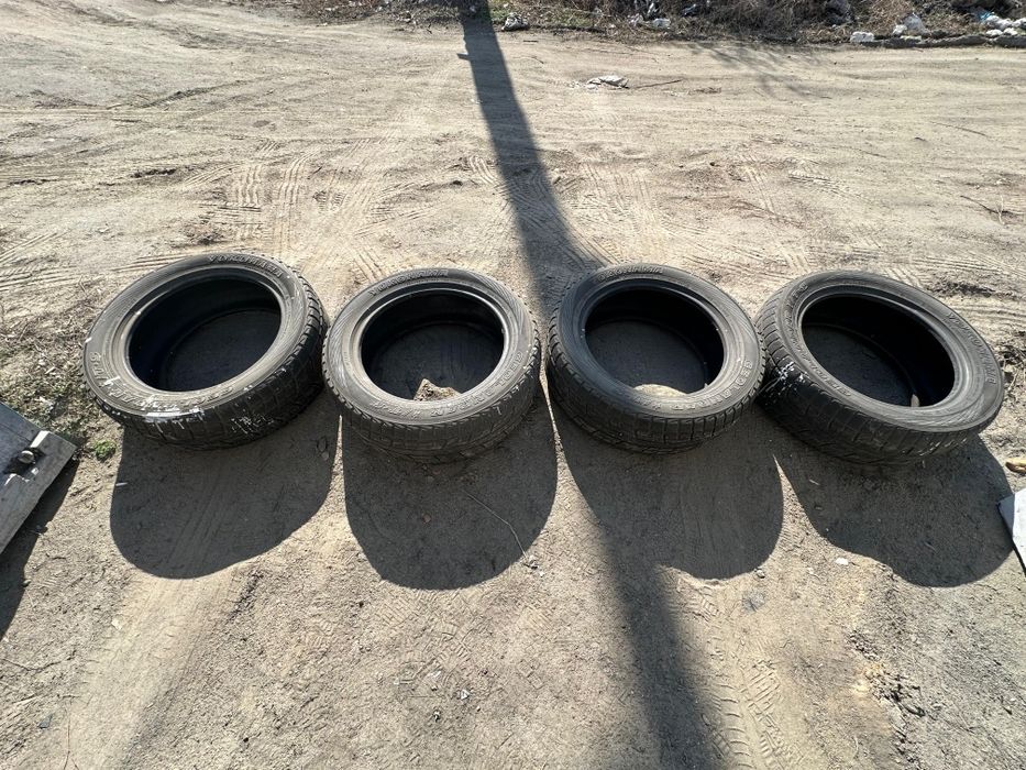Продам шины 235/55 R18