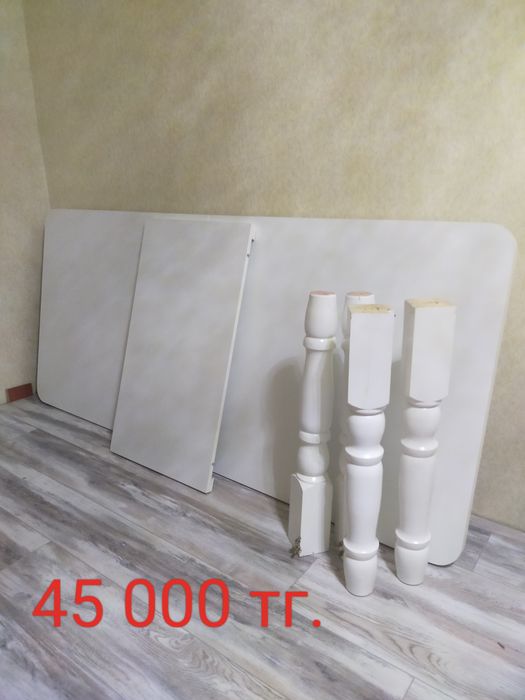 Стол ьез стульев