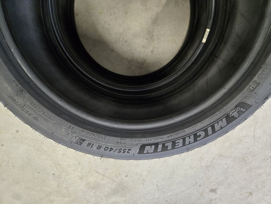 2buc Anvelope iarna 255 40 18 Michelin Pilot Alpin5