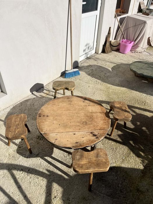 Маса софра синия паралия трикраки столчета