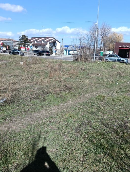 Ovidiu teren intravilan 2500 mp , deschidere la Soseaua Nationala