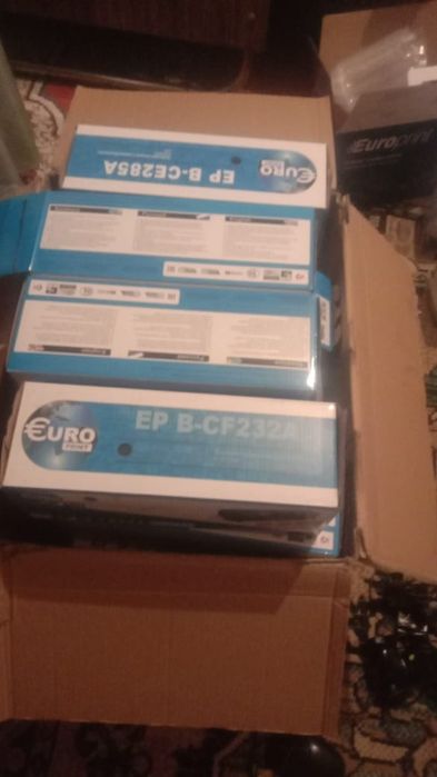 Картридж продам срочно дёшево