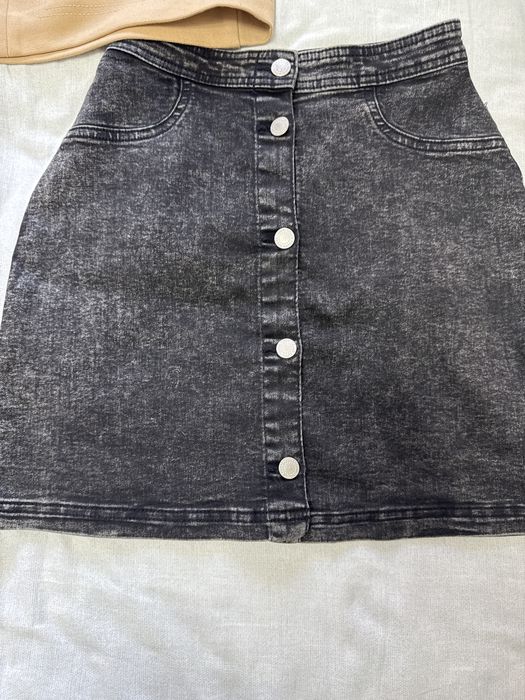 Jenskiy yubka H&M Srazmer