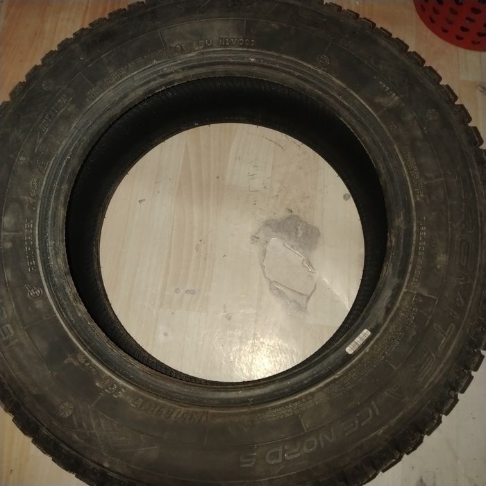 Зимние Шины Максис 195 65R15.