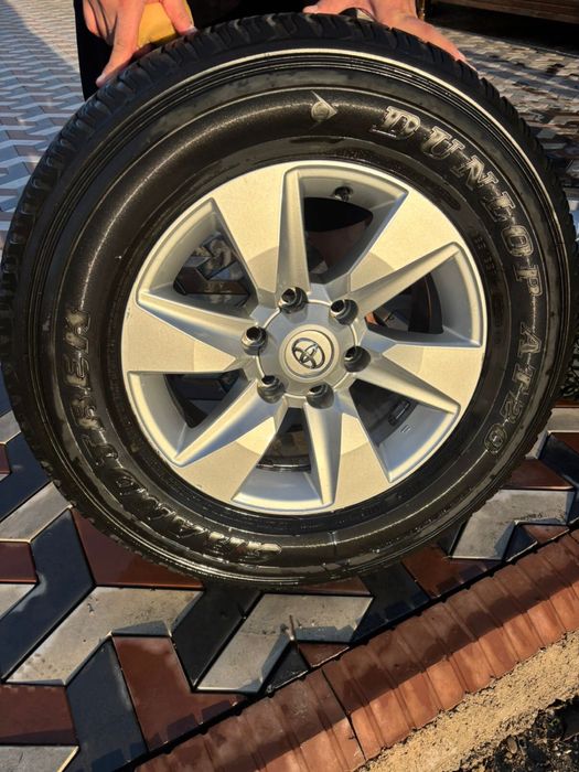 Диски с шинами на прадо