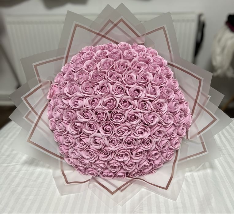 Buchet trandafiri sapun cu Stitch valentine s day