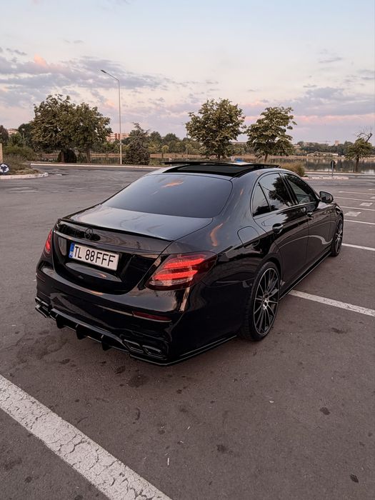 MERCEDES-BENZ E-Class 2019 — imagine 3