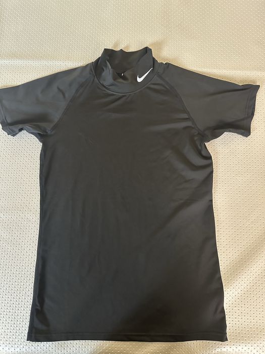 Футболка рашгард Nike