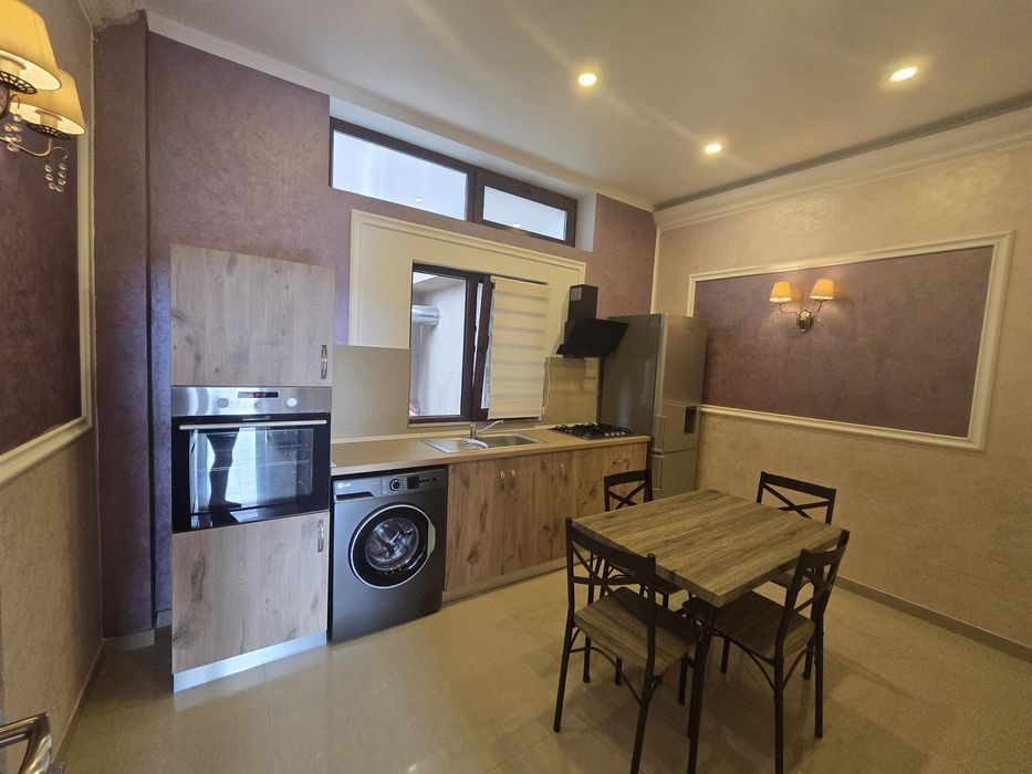 Închiriez apartament  regim permanent !