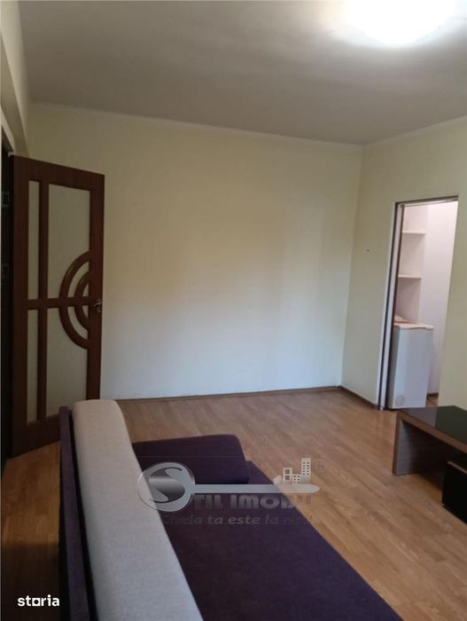 Apartament 2 camere de vânzare, ultracentral, Piața Unirii, etaj 1