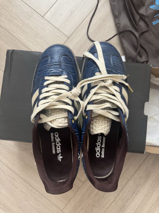 Adidas samba x wales bonner