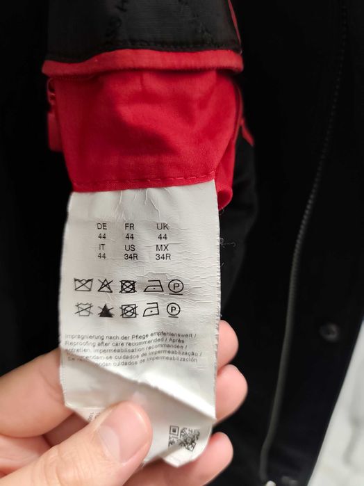 Мъжко палто Hugo BOSS размер S