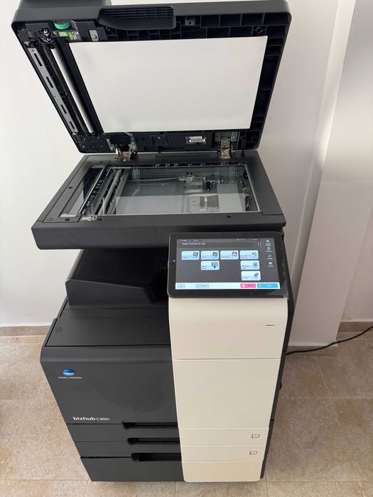 Konica Minolta bizhub C300i – multifuncțională color A3, duplex