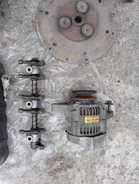 Двигател Kubota D1403 части .  И V1505 цял.