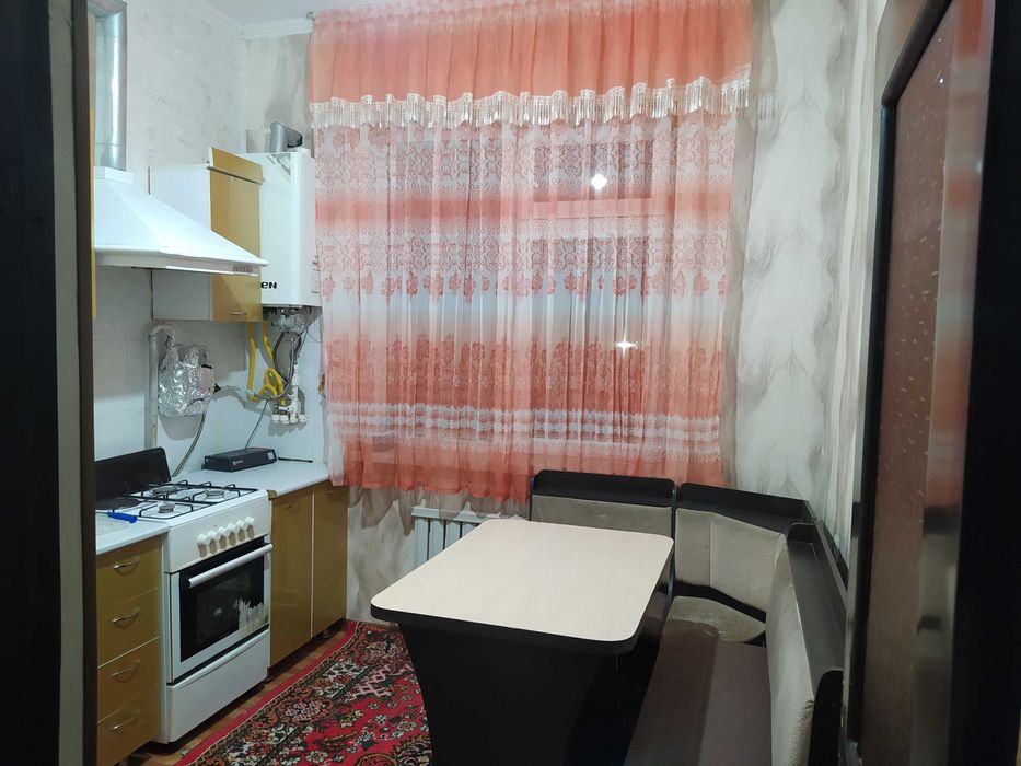 Kamolot uyi 2xona,yevro remont. Xolodilnik,TV,Katyol,gilam,parda-32500