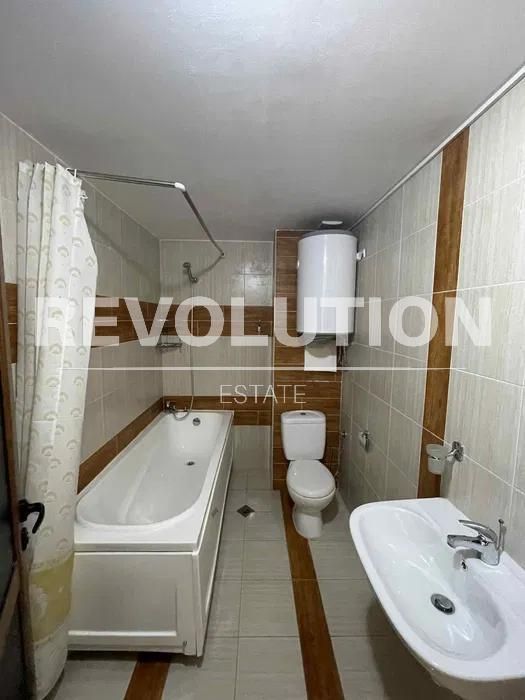 Дава се под наем Двустаен апартамент в с. Кичево, Област Варна - 50 кв.м за 300 € - Снимка #3