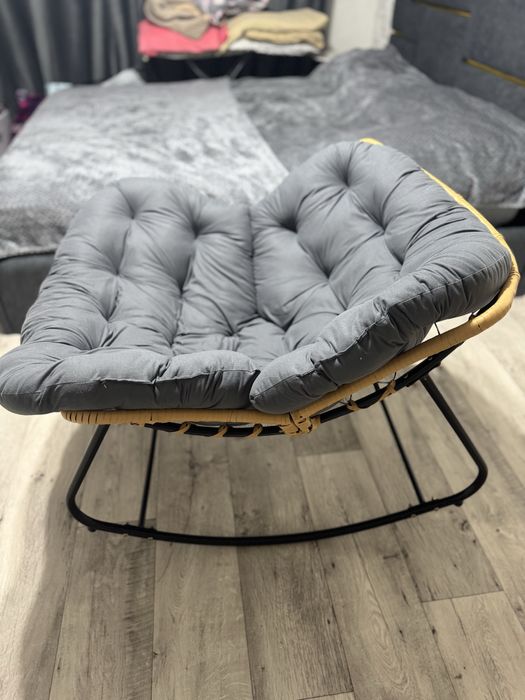 Продам кресло-качалку