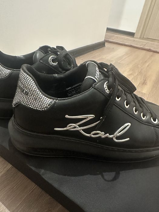 Кецове Karl Lagerfeld 39, отговарят на 38