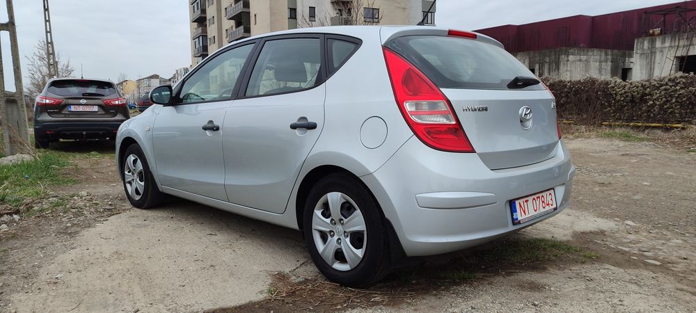 Hyundai i30,benzină, hatchbac