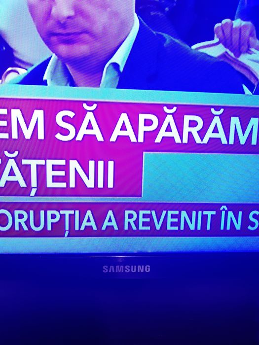 Televizor samsung 80 cm non smart
