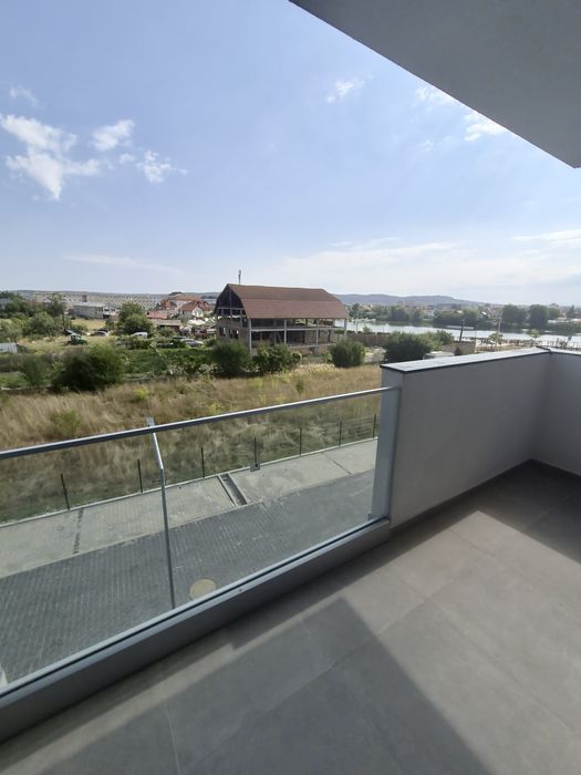 Apartament 2 camere cu Vedere la Lacul lui Binder – Direct de la Proprietar!