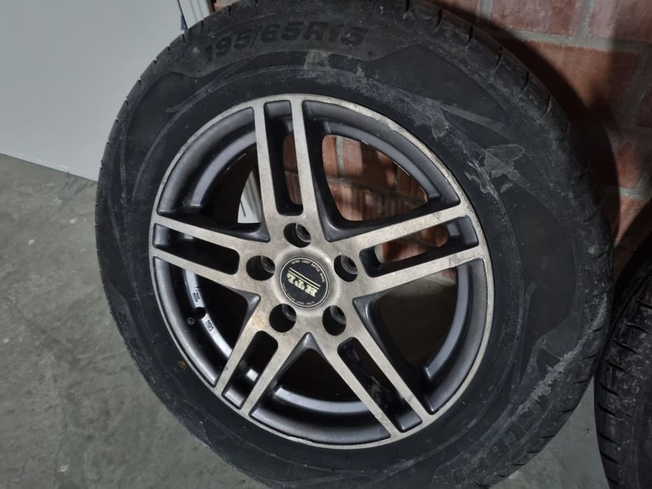 Диски R15. 5/112 (центр 57,1)