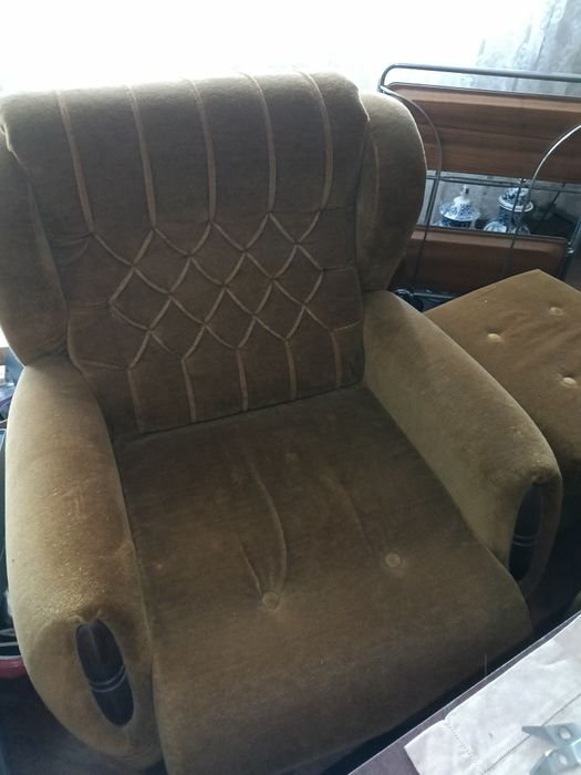 Продавам холова гарнитура комплект