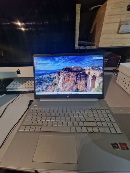 Laptop HP Amd Ryzen 5