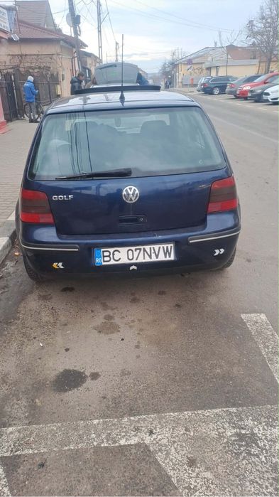 Vand golf 4 1.4 benzina