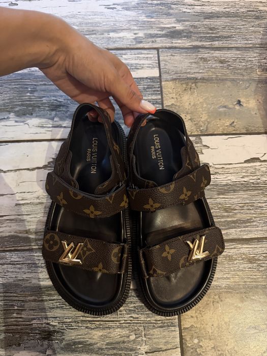 Louis Vuitton дамски сандали